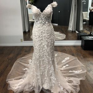 NWT Madison James Wedding Dress